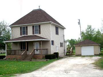 969 E North Rd., Ashkum, IL 60911