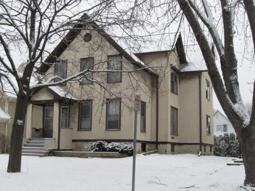39 N Spring Ave., La Grange, IL 60525