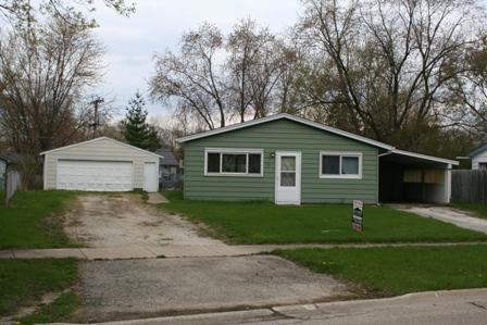 357 Oakwood Rd., Wauconda, IL 60084