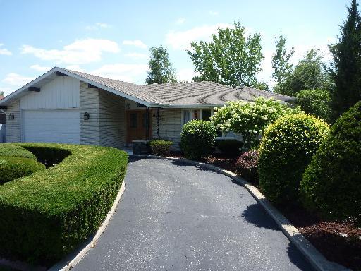 8623 W 98th St., Palos Hills, IL 60465