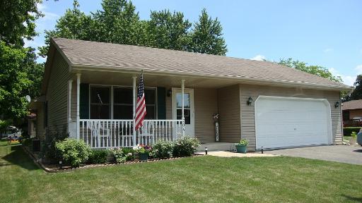 704 Adrian St., Yorkville, IL 60560