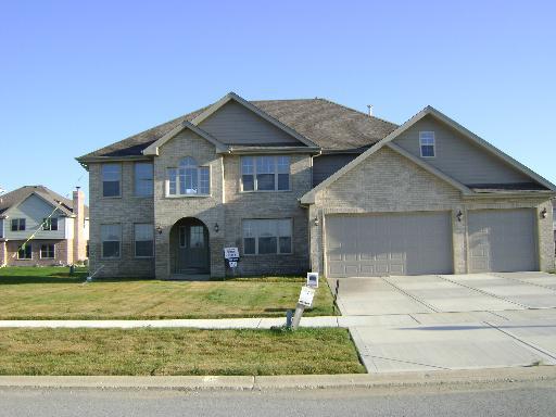 257 Fir St., Beecher, IL 60401