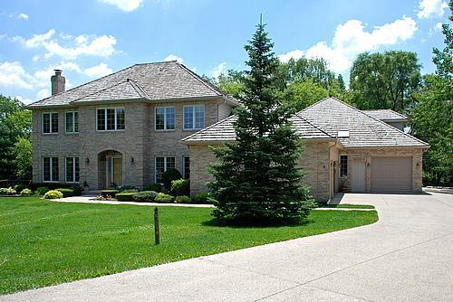 5229 Briarcrest Ln., Long Grove, IL 60047