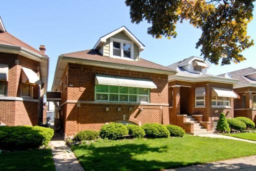 5322 W School St., Chicago, IL 60641
