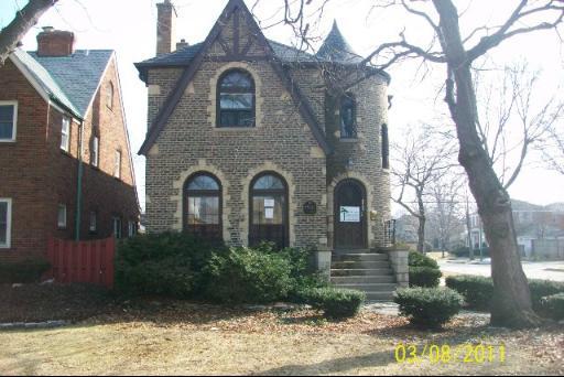 5901 N Kilbourn Ave., Chicago, IL 60646