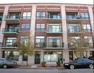 845 W Monroe St. #3A, Chicago, IL 60607