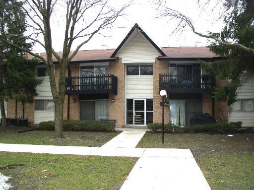 9A Kingery Quarter #204, Willowbrook, IL 60527