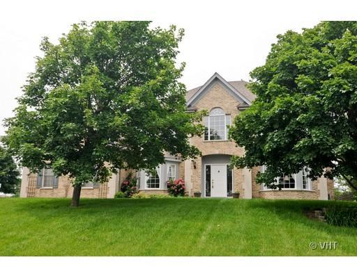 179 N Meadowlark Dr., Hawthorn Woods, IL 60047