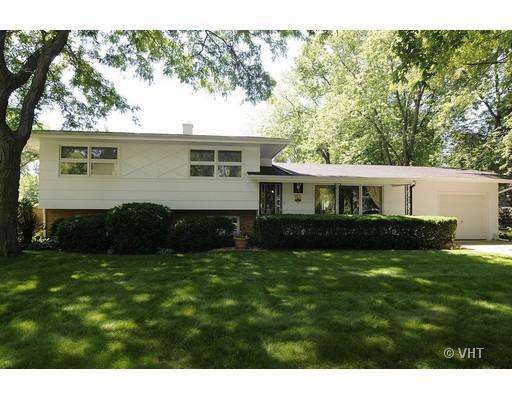 1034 Central Park Ave., Flossmoor, IL 60422