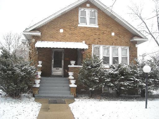 717 S 10th Ave., Maywood, IL 60153