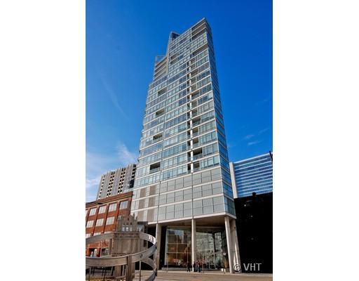 510 W Erie St. #904, Chicago, IL 60654