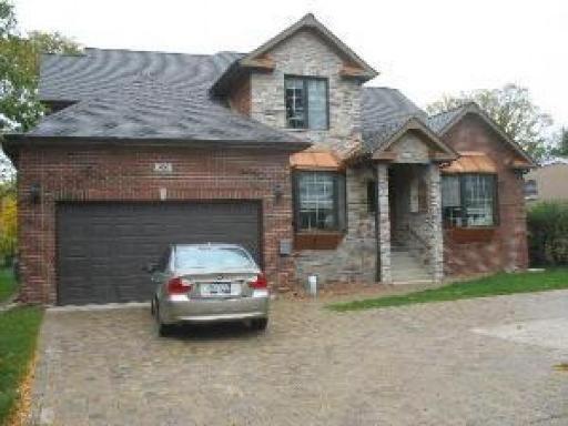 1406 E Lake Ave., Glenview, IL 60025