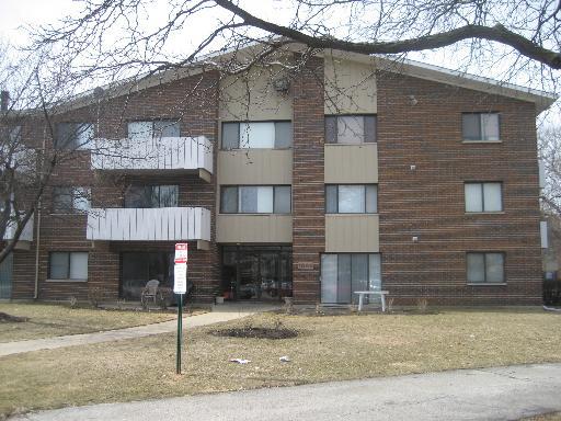 1000 Bayside Dr. #311, Palatine, IL 60074