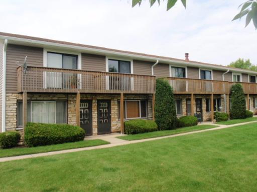 17328 W Maple Ln., Gurnee, IL 60031