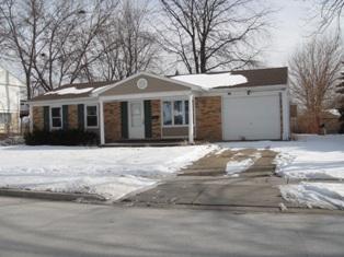 345 Hickory Ave., Romeoville, IL 60446