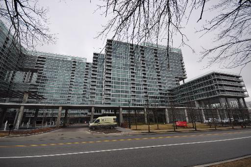 9655 Woods Dr. #1007, Skokie, IL 60077