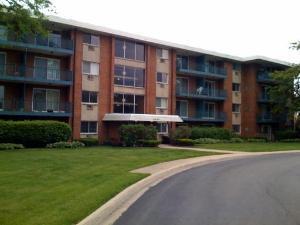 2210 S Goebbert Ave. #427, Arlington Heights, IL 60005