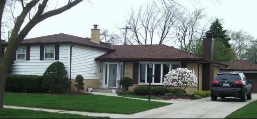 4424 Williams Pl., Oak Lawn, IL 60453