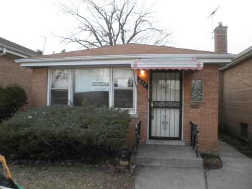 628 Rice Ave., Bellwood, IL 60104