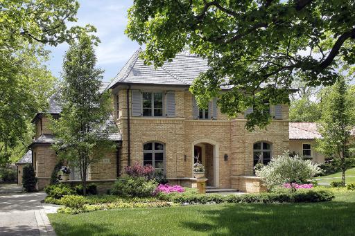 200 Old Green Bay Rd., Glencoe, IL 60022