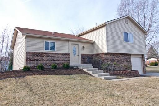 17 Wedgewood Rd., Matteson, IL 60443