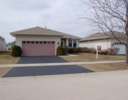 12161 Tuliptree Ln., Huntley, IL 60142