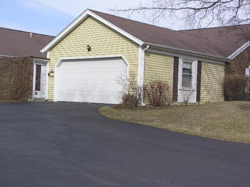 922 Dartmouth Dr., Wheaton, IL 60189