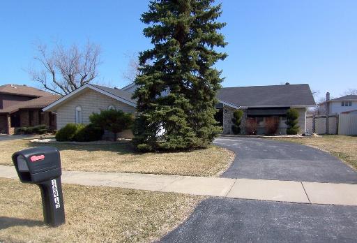 16915 Merrill Ave., South Holland, IL 60473