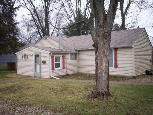 817 S Hugh St., Plano, IL 60545