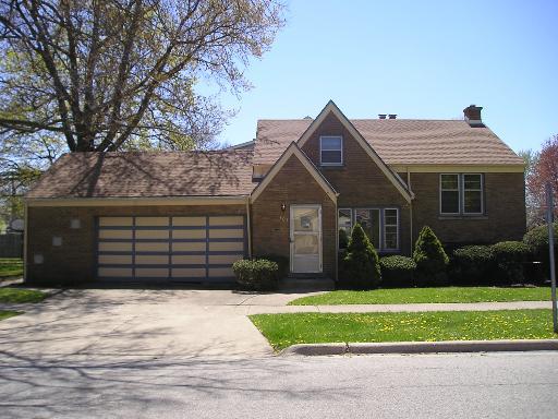 401 Gilbert Ave., La Grange, IL 60525