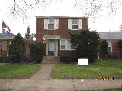 5313 Harvard Ter., Skokie, IL 60077