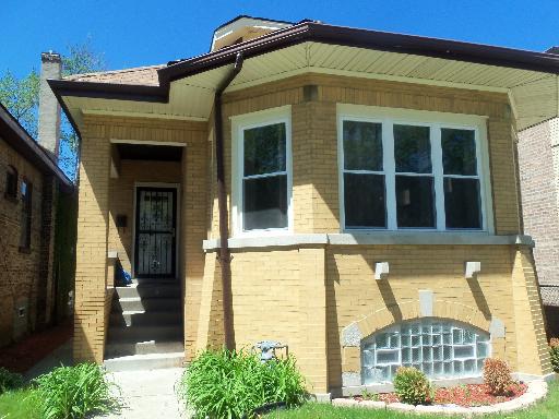 9218 S Elizabeth St., Chicago, IL 60620