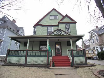 126 N Catherine Ave., La Grange, IL 60525