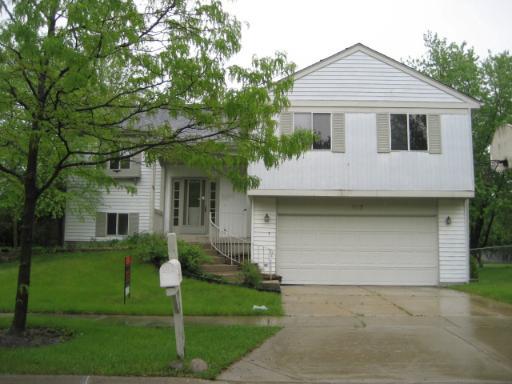 107 Asheville Ct., Vernon Hills, IL 60061