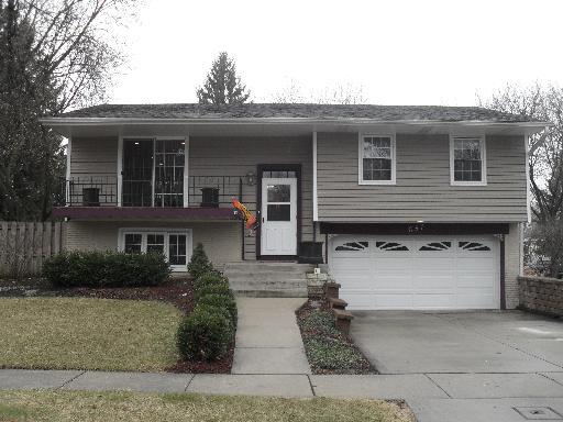 657 Elmwood Dr., Buffalo Grove, IL 60089