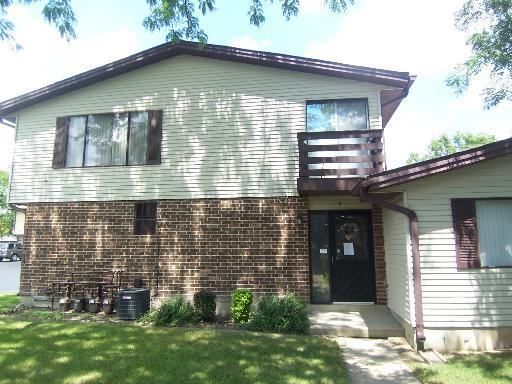 1589 Burton Ct. #D, Aurora, IL 60505