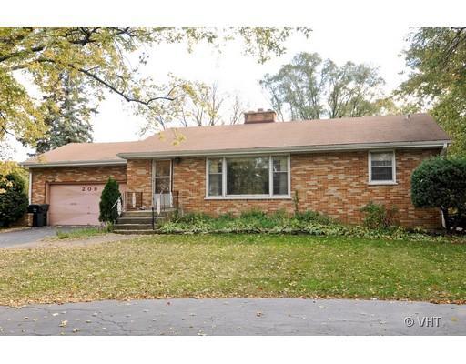 209 E School St., Prospect Heights, IL 60070