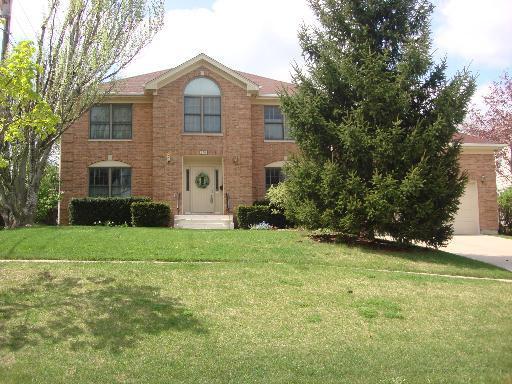 170 Bryant Ave., Glen Ellyn, IL 60137