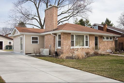 9129 Mango Ave., Morton Grove, IL 60053