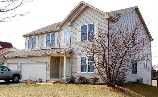 204 Midlane Dr., Crystal Lake, IL 60012