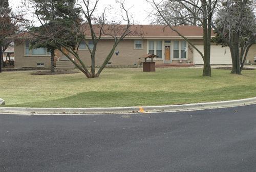 801 Dierking Ter., Elk Grove Village, IL 60007