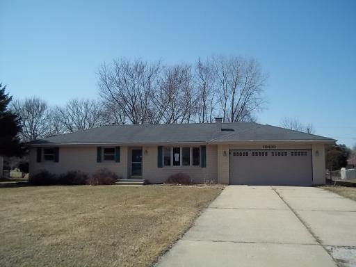 10430 Crimson Dr., Machesney Park, IL 61115