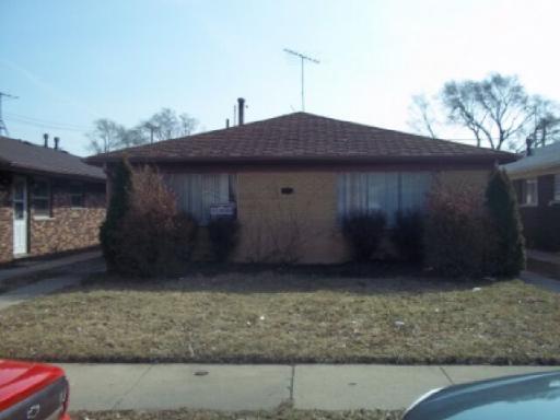 375 Greenbay Ave., Calumet City, IL 60409