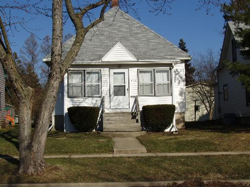 806 Glidden Ave., Dekalb, IL 60115