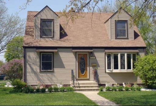 972 S Mitchell Ave., Elmhurst, IL 60126