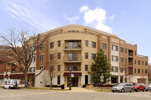 586 Crescent Blvd. #502, Glen Ellyn, IL 60137