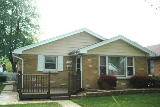 241 N Douglas Ave., Bradley, IL 60915