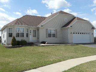 581 Larson Ln., Dekalb, IL 60115