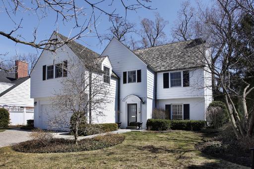 1028 Pawnee Rd., Wilmette, IL 60091