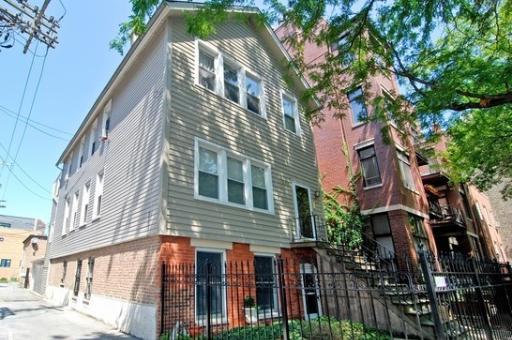 330 W Evergreen Ave., Chicago, IL 60610
